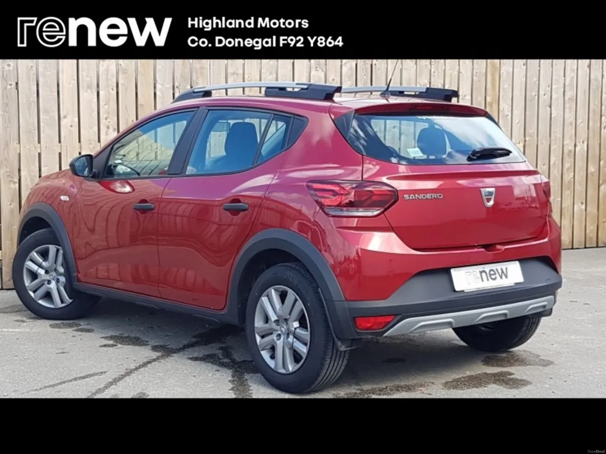 Dacia Sandero Stepway TCe 90 STEPWAY Essential - Image 3