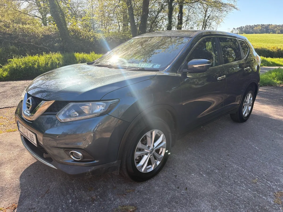 7 SEATER NISSAN XTRAIL 1.6 DIESEL - Image 3