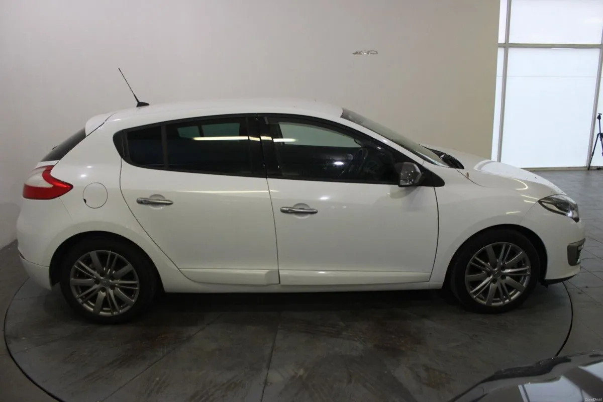 Renault Megane 1.5 DCI 110 GT LINE - TENDER 27 - Image 3