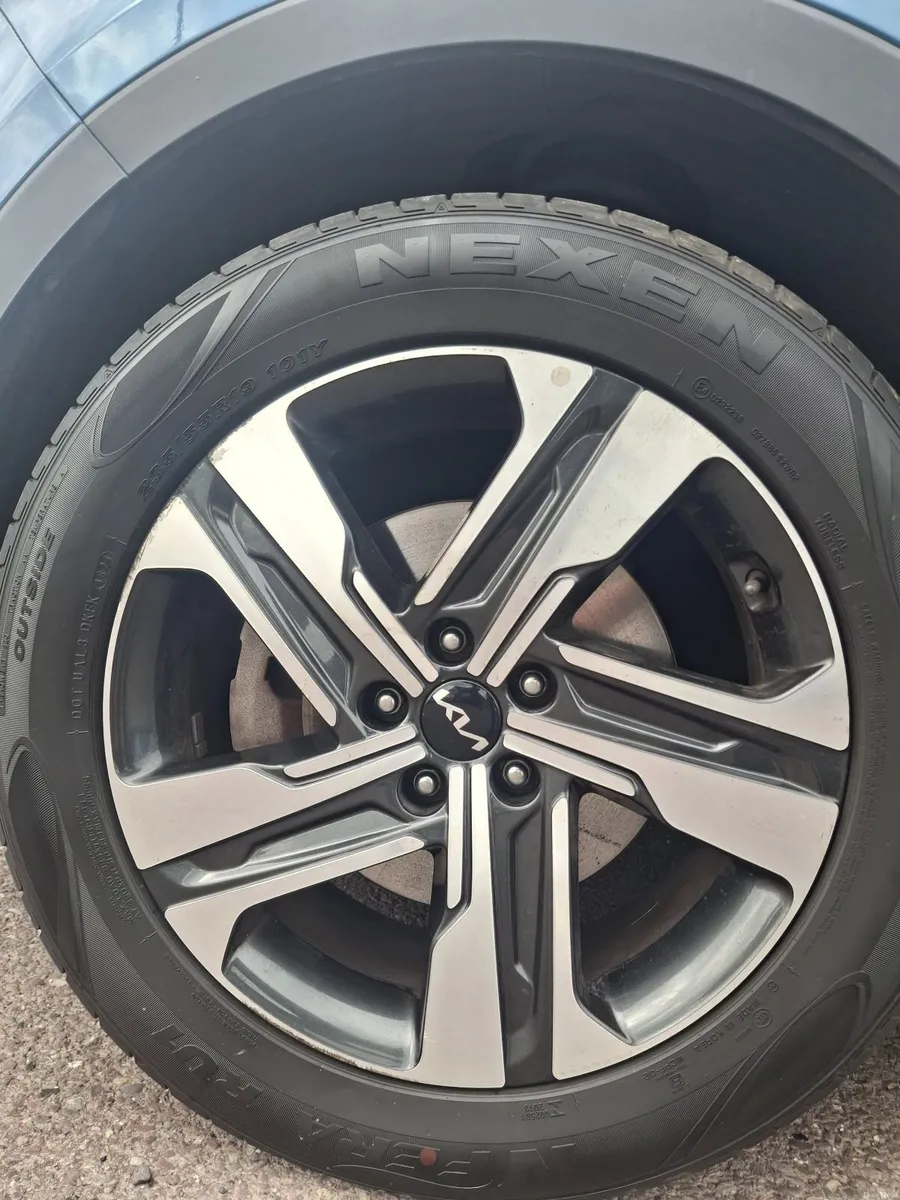 Kia Sorento 2022 - Image 1