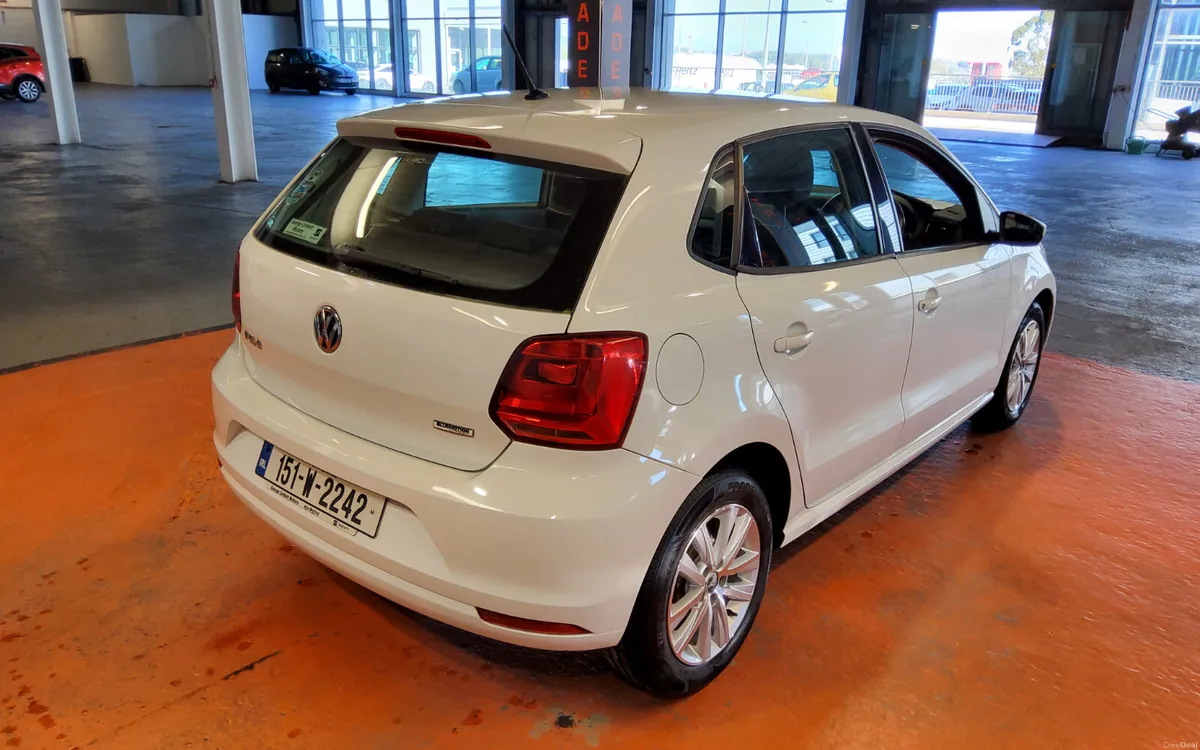 Volkswagen Polo 2015 - Image 4