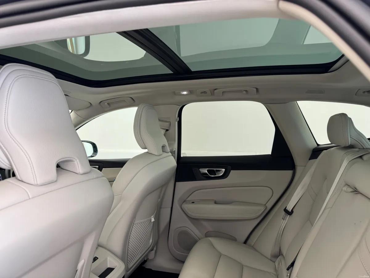 Volvo XC60 2024 - Image 6