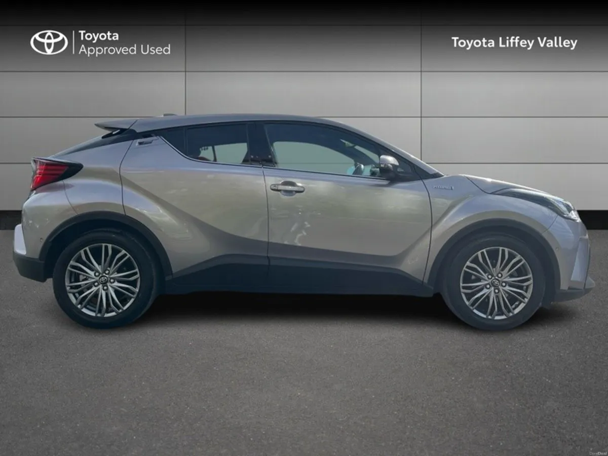 Toyota C-HR C-HR 1.8 HYBRID SOL - Image 3