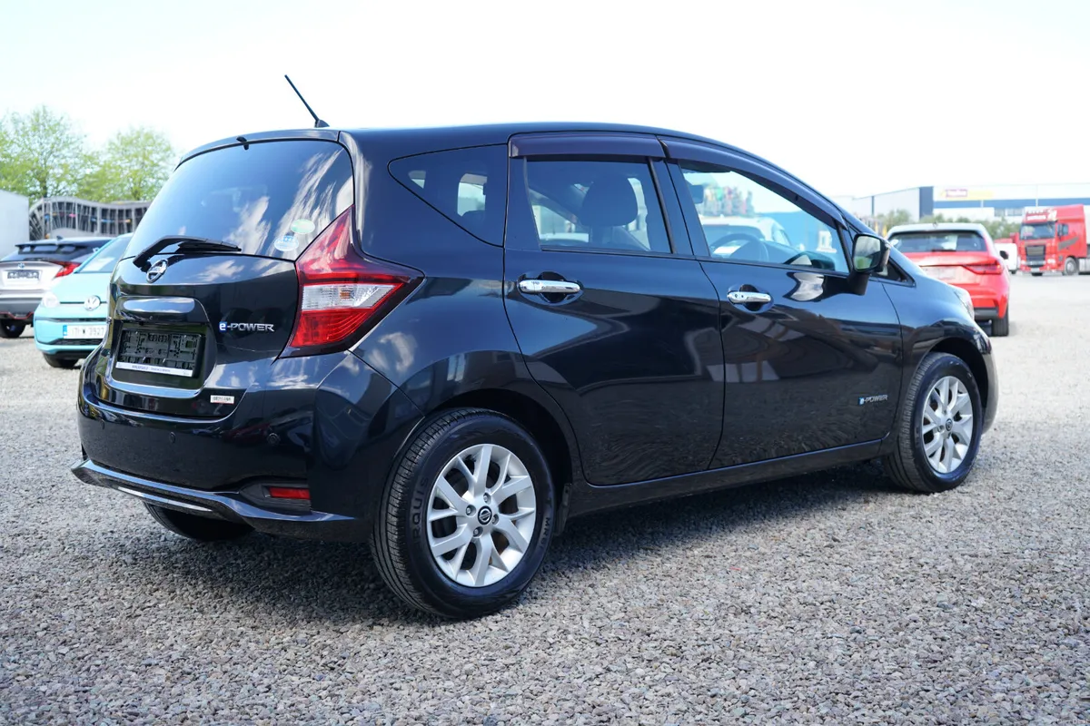 2017 Nissan Note E-Power - Image 4