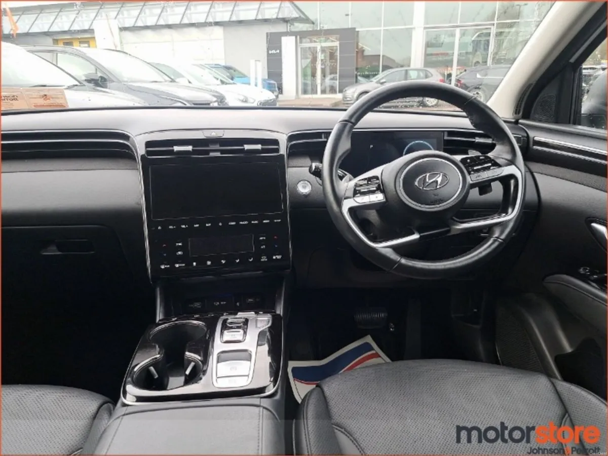 Hyundai Tucson 2WD Executive Plus HEV STG Auto - Image 4
