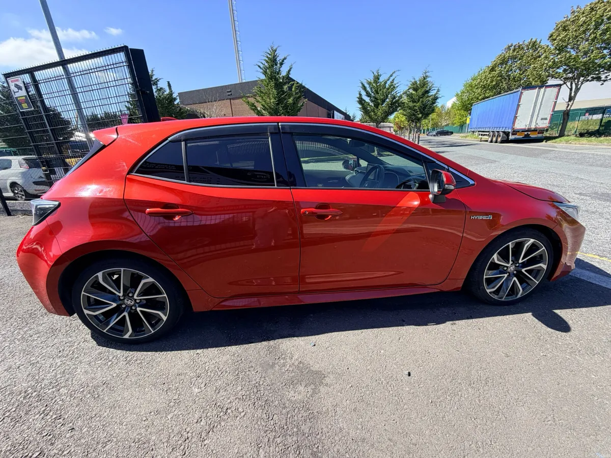 2018 Toyota Corolla Sport - Image 4