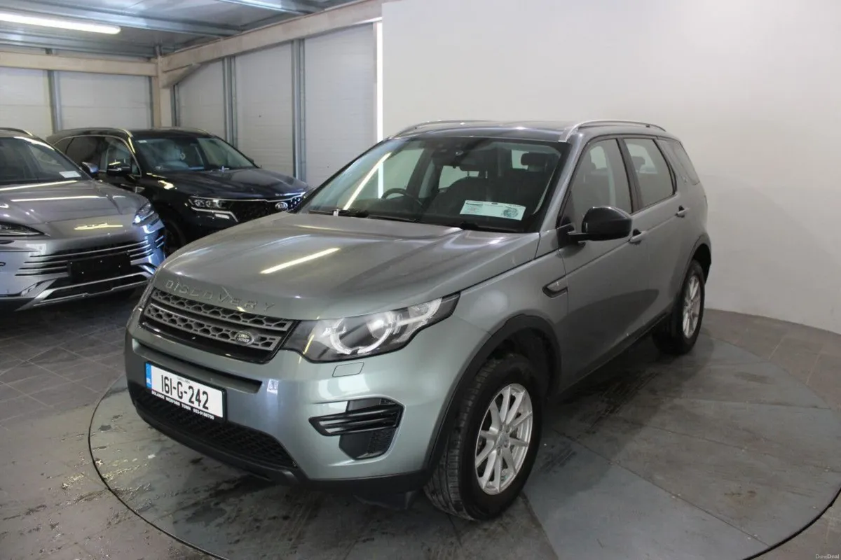 Land Rover Discovery Sport 2.0 TD4 MANUAL 7 SEATS - Image 4