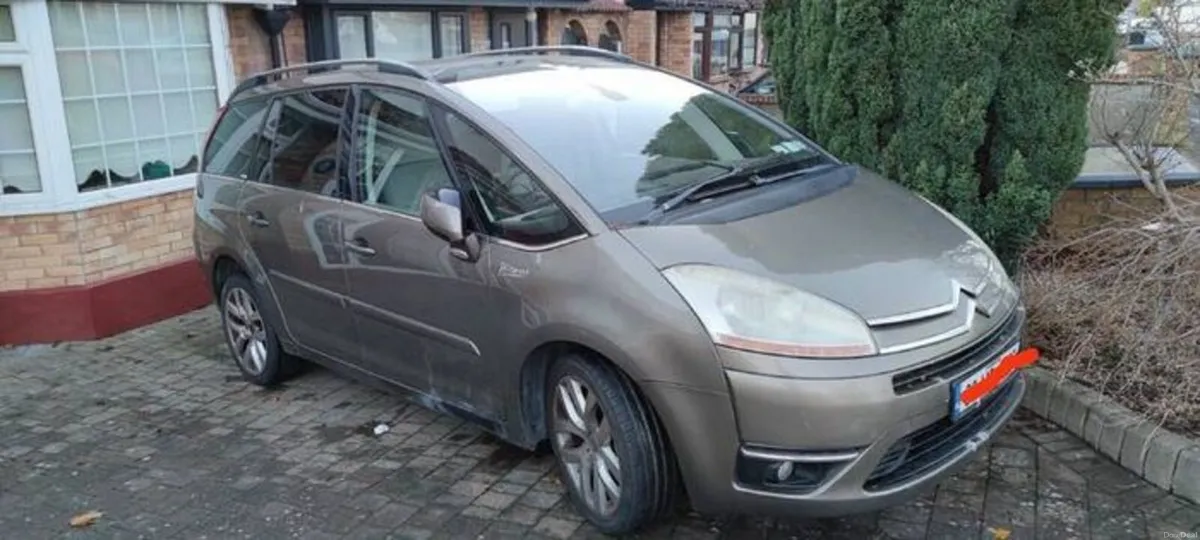 Citroen C4 Picasso 2008 - Image 1