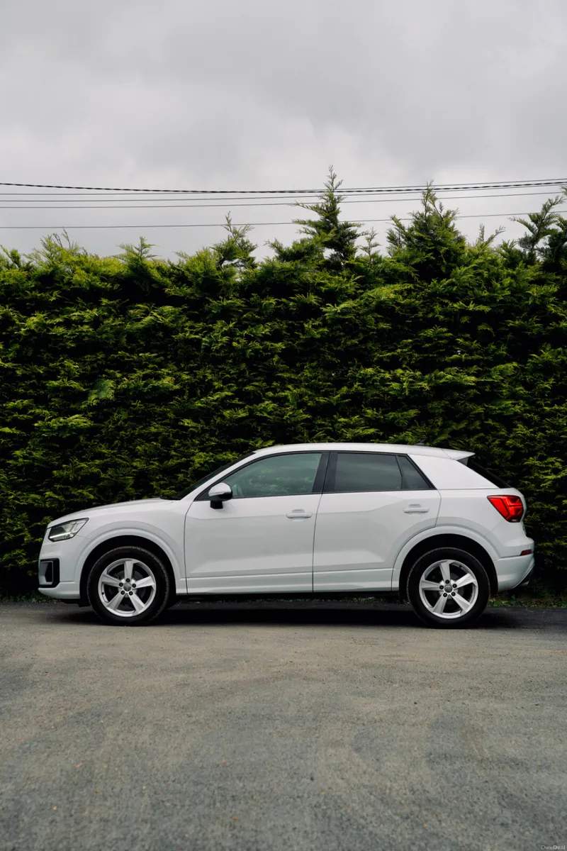 Audi Q2 TFSI 1.0 Sport 2020 - Image 2