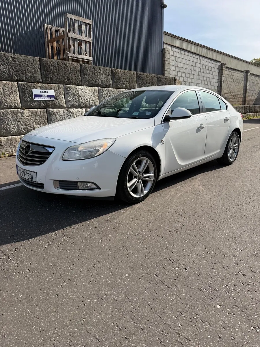 2012 Opel Insignia SRI - Image 2