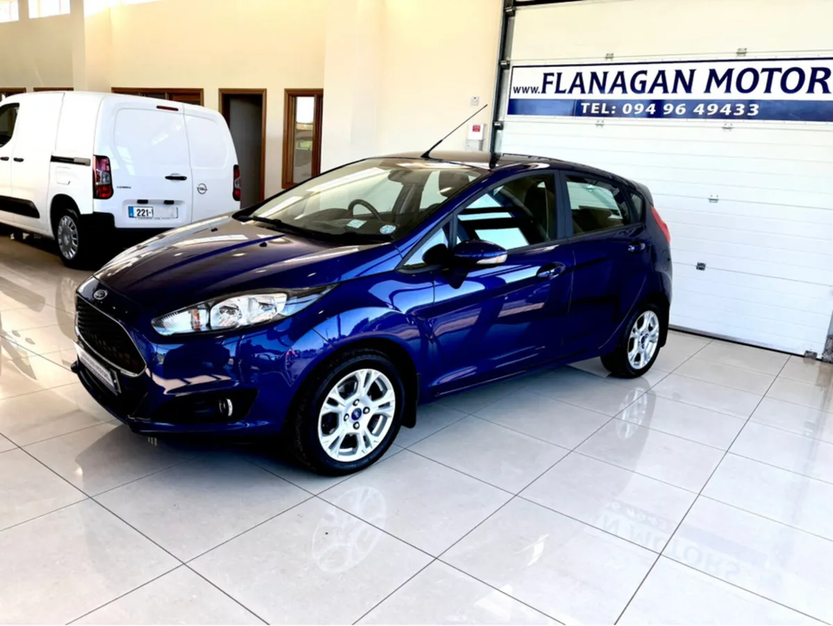 Ford Fiesta ZETEC 1.25 60PS M5 5DR MCA 4DR - Image 2