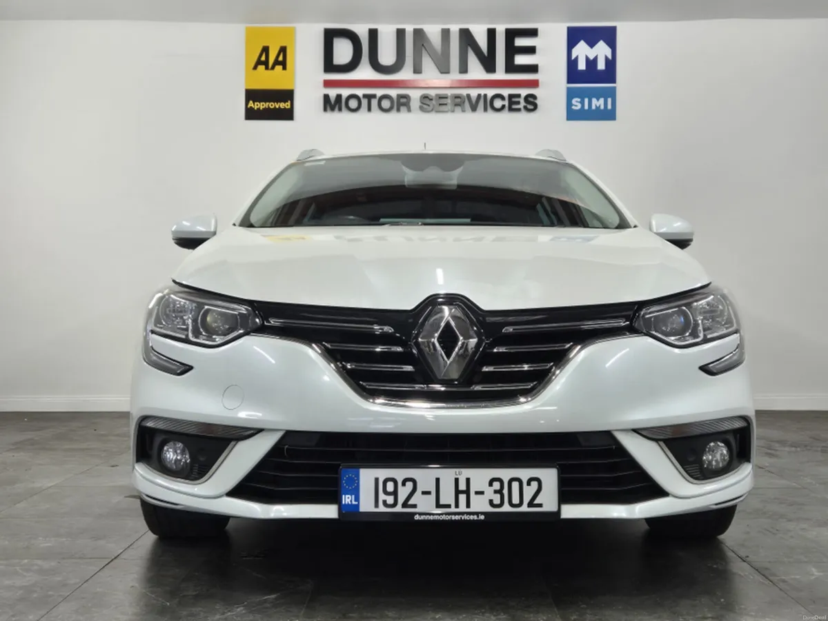 Renault Megane **ICONIC ST SPORT TOURER **CRUISE C - Image 3