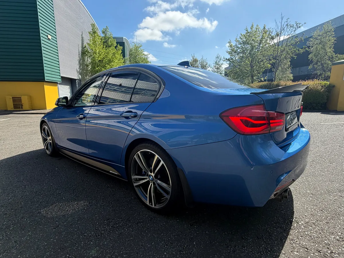 BMW 320D MSPORT Shadow Edition Auto - Image 6