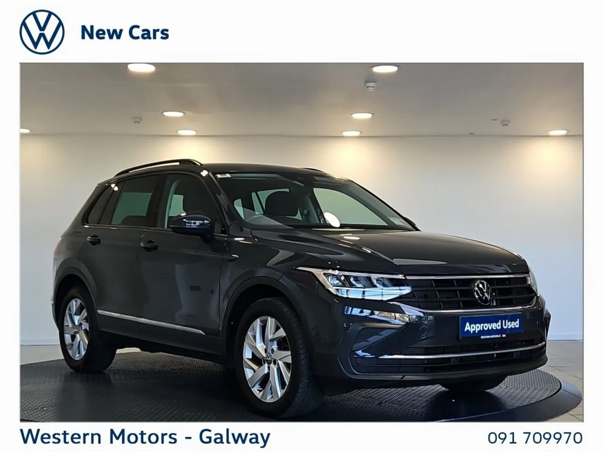 Volkswagen Tiguan 2.0 TDI 122HP Life, Rear Camera, - Image 1