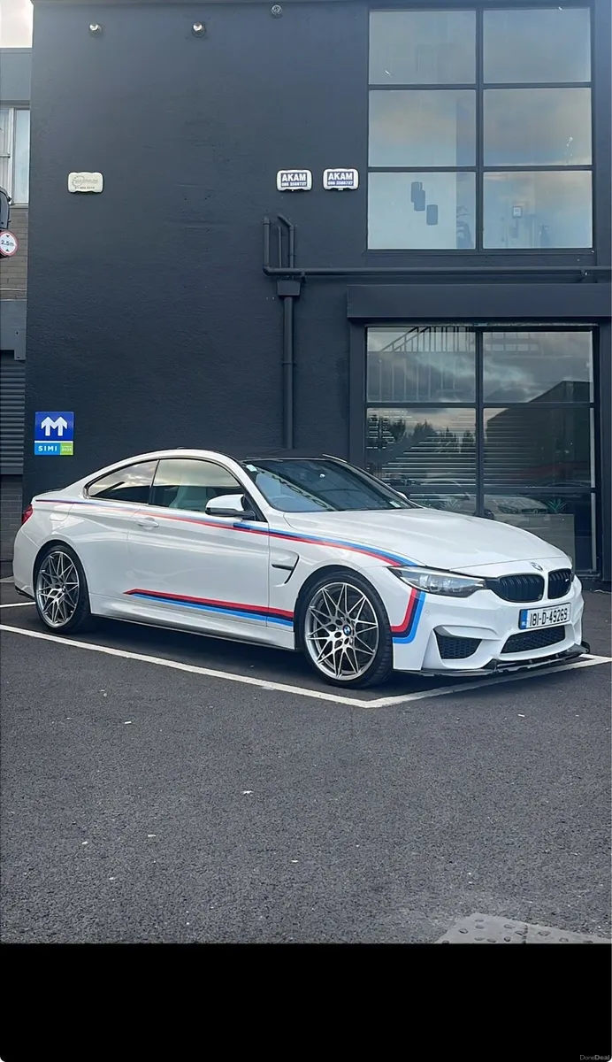 BMW M4 2018 Competition - Image 1
