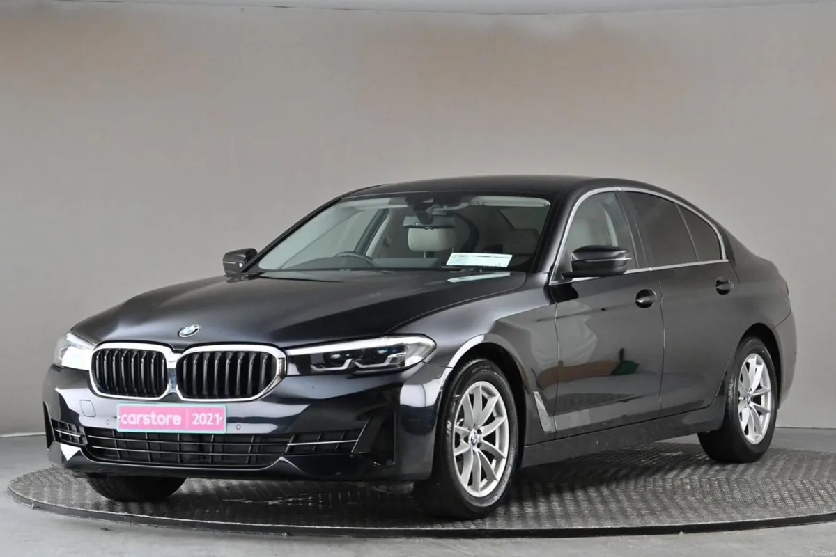 BMW 5-Series 520D 5SSA **BEIGE LEATHER** - Image 3