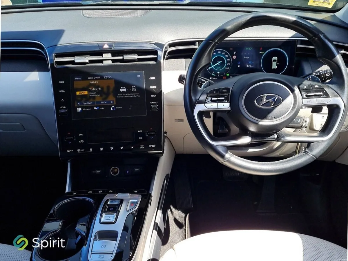 Hyundai Tucson 4WD Executive PHEV Auto - Image 4