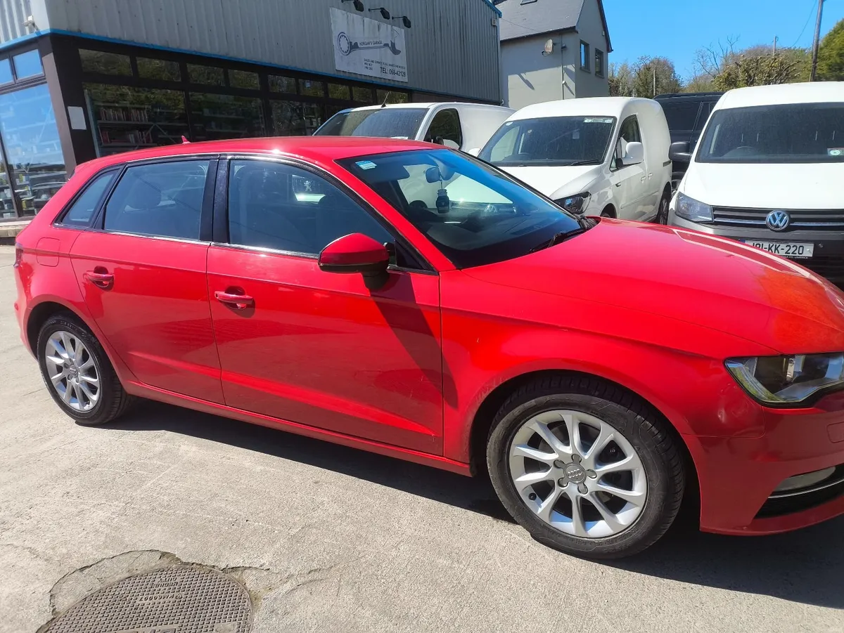 Audi A3 2014 - Image 2