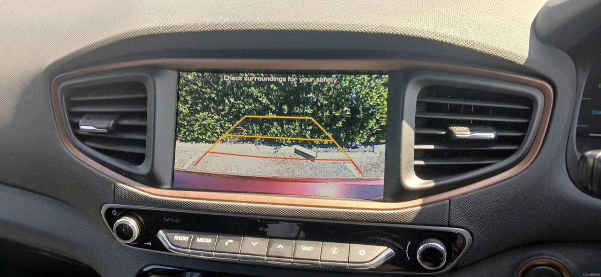 Hyundai IONIQ 2019 EV 5dr - *100% B/HEALTH* - Image 4