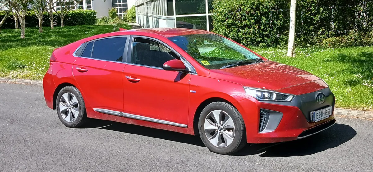 Hyundai IONIQ 2019 EV 5dr - *100% B/HEALTH* - Image 1