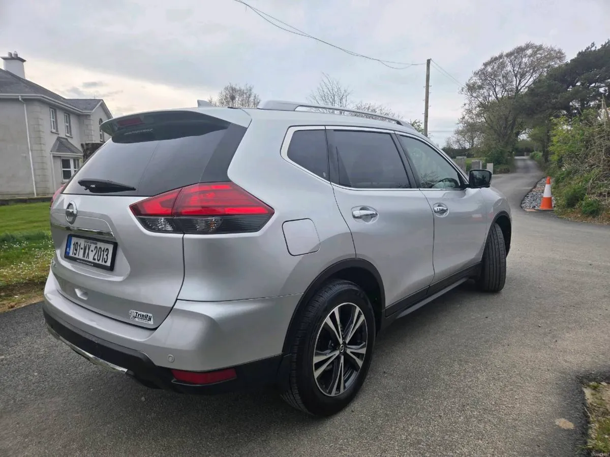 Nissan X Trail 7 seater - Image 4