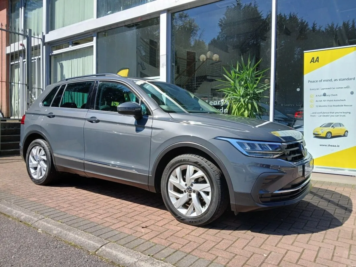 Volkswagen Tiguan 2.0 TDI 122HP Life, Dolphin Grey - Image 1