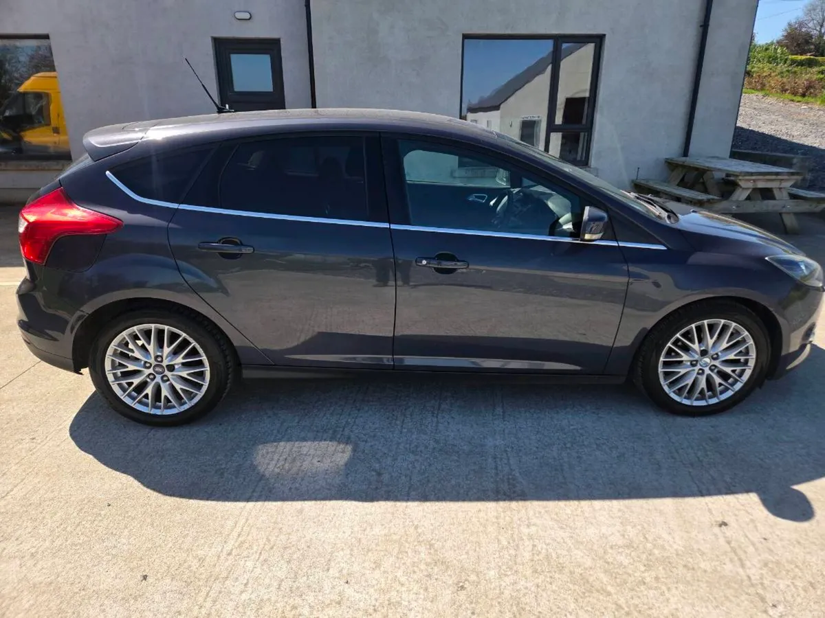 Ford Focus - Image 4