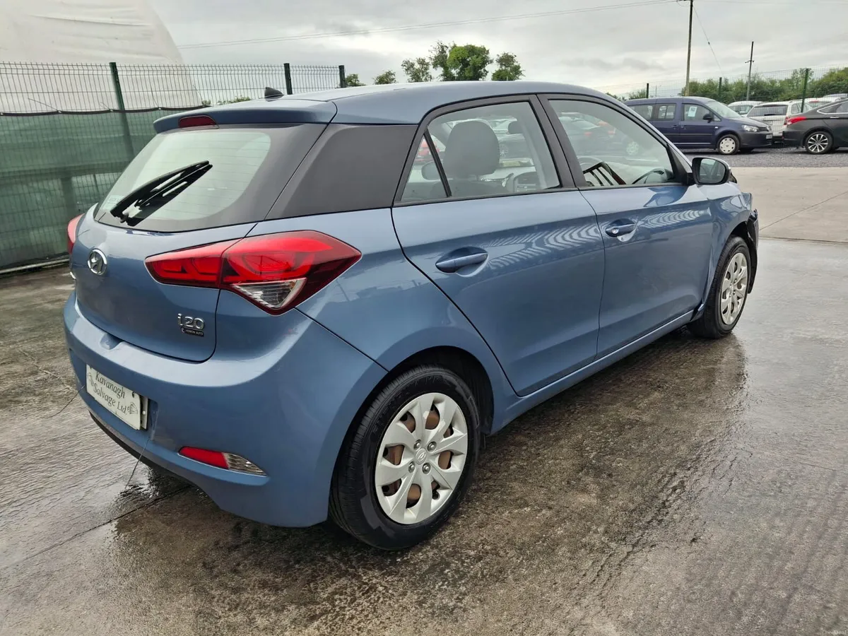 2018 Hyundai i20 Light Damage - Image 3