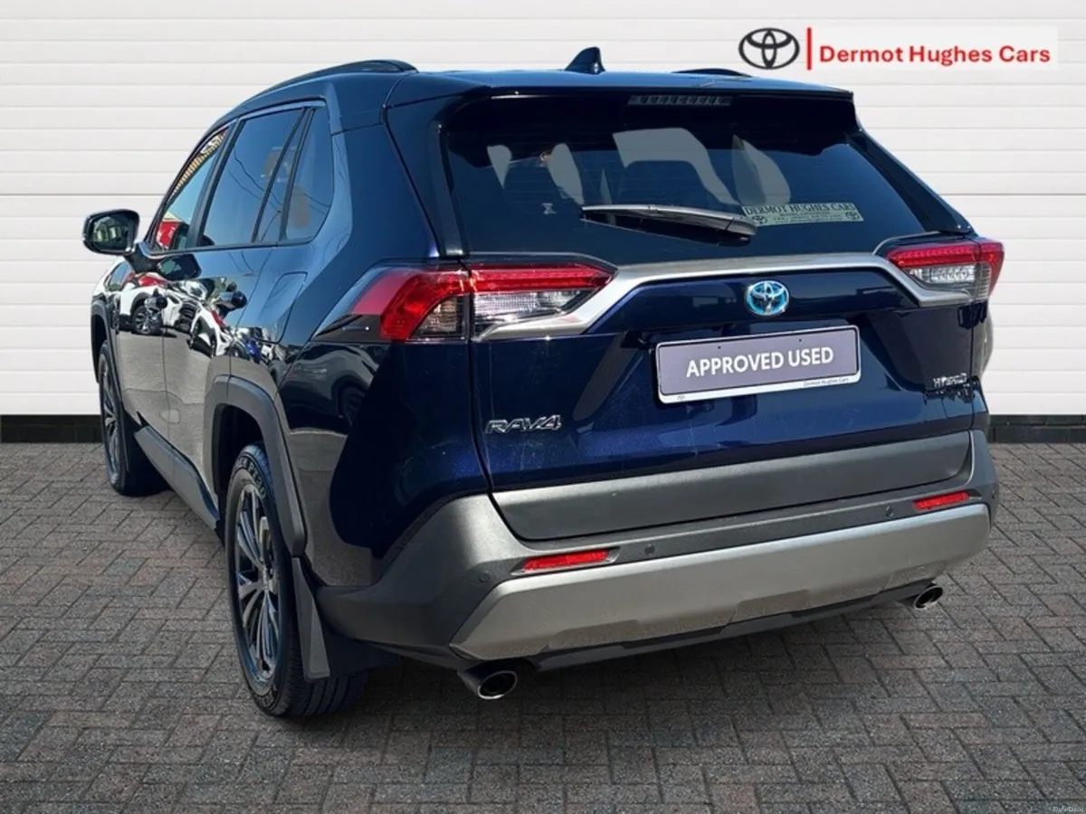 Toyota RAV4 HYBRID SOL 4DR AUTO - Image 2