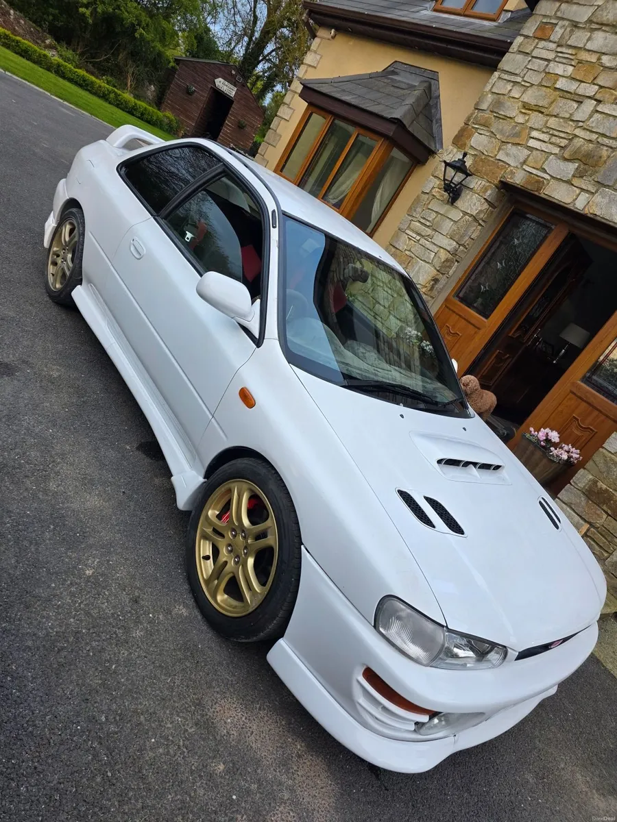 Subaru Impreza 1998 - Image 1