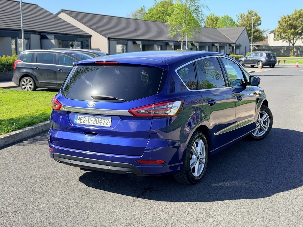 Ford S-MAX  €7800 - Image 2