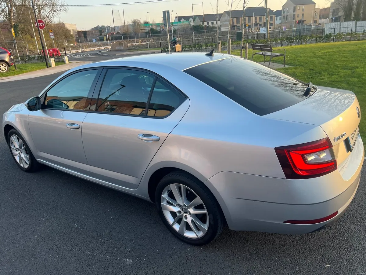 Skoda Octavia 2020 - Image 4
