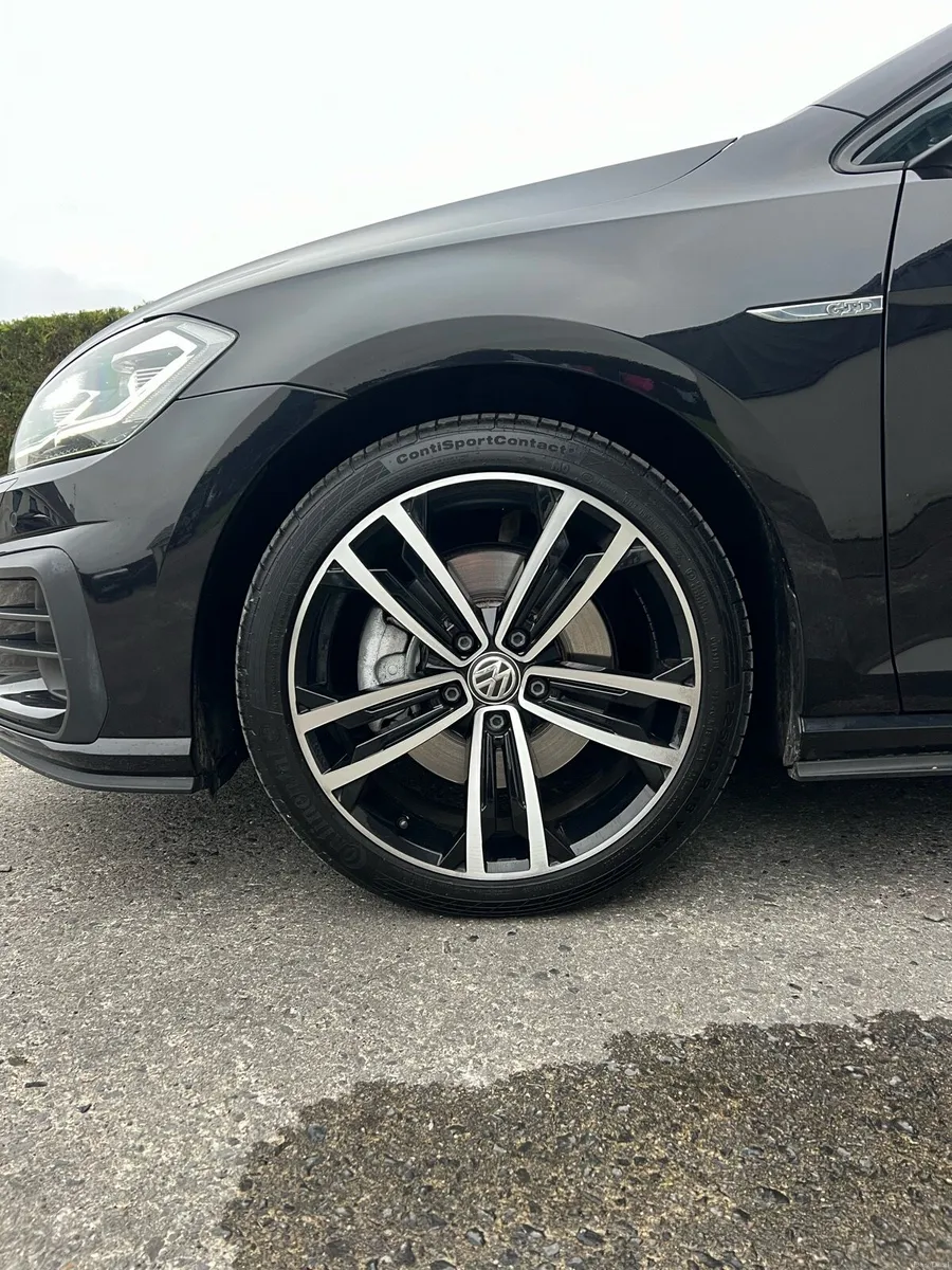 Volkswagen Golf - Image 3