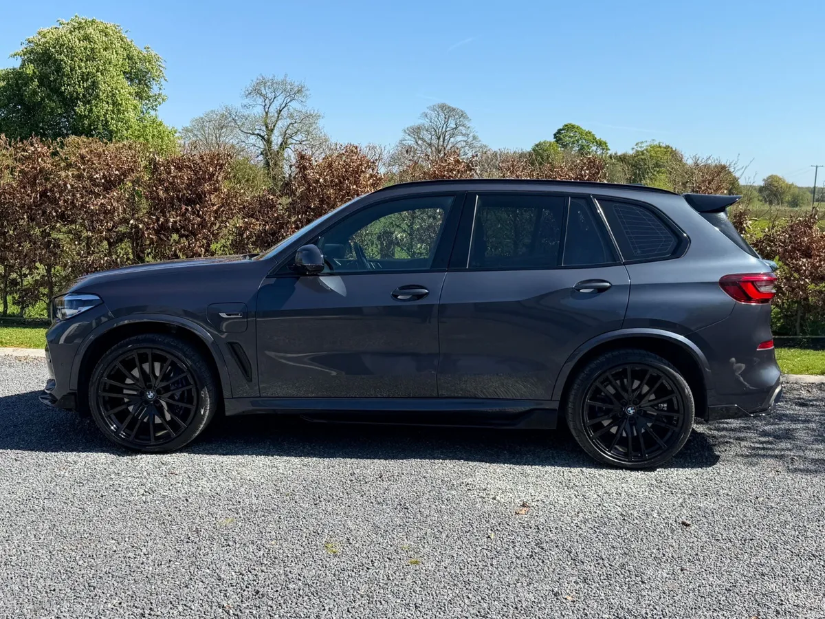 2022 BMW X5 45e M Sport - Image 6