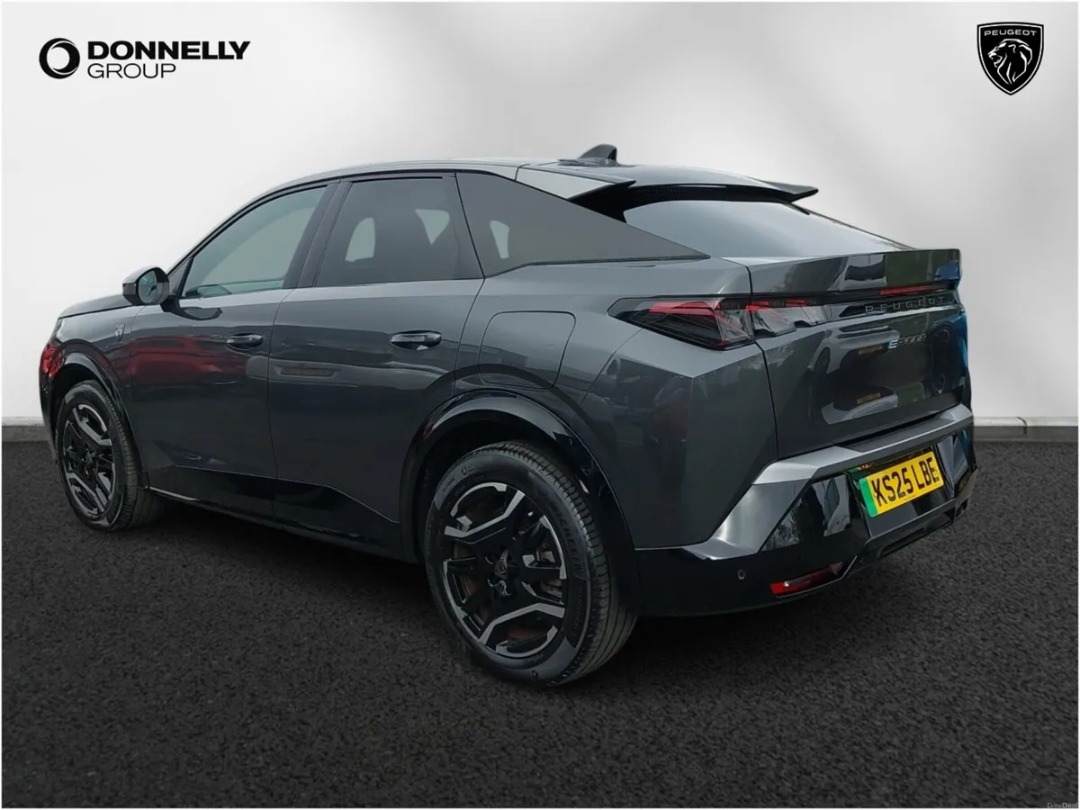 Peugeot 3008 E- Electric Estate GT - Image 2