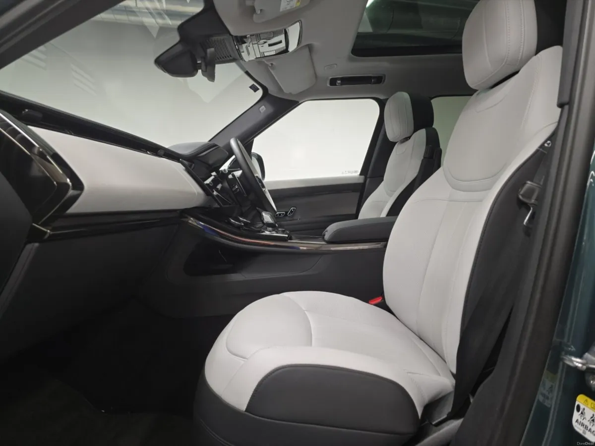 Land Rover Range Rover Sport Diesel Estate Dynamic - Image 3