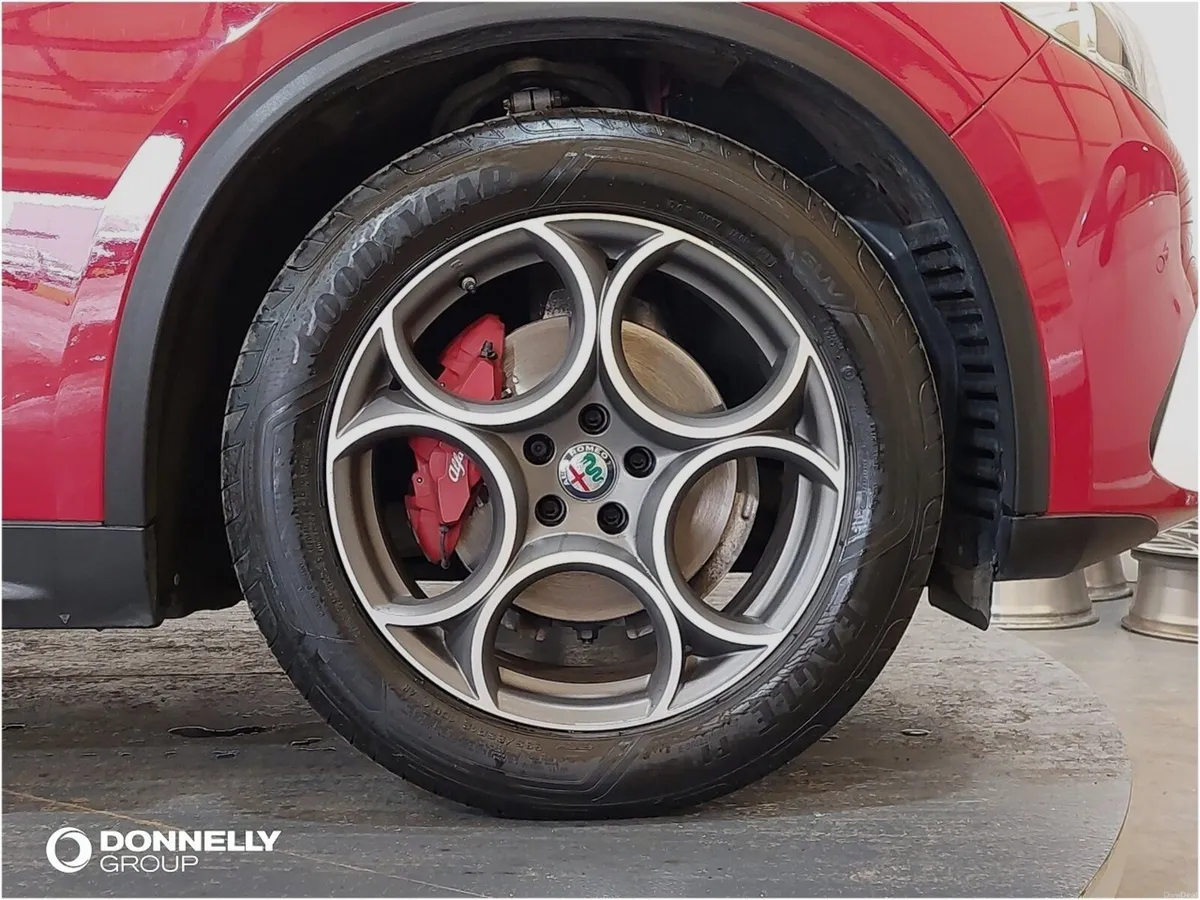 Alfa Romeo Stelvio Diesel Estate Sprint - Image 2