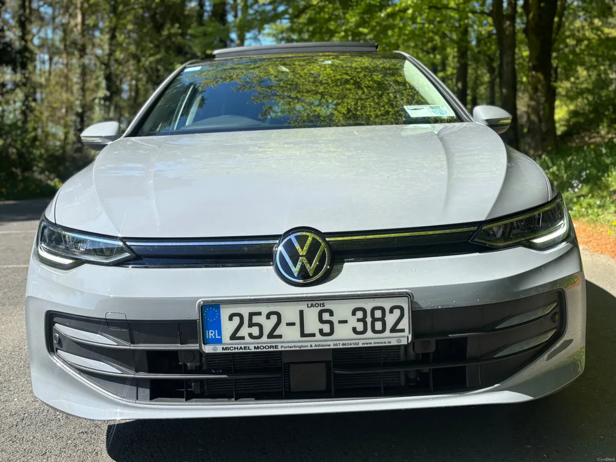 2025 Volkswagen Golf EDITION 75 1.5 TSI 116HP - Image 2