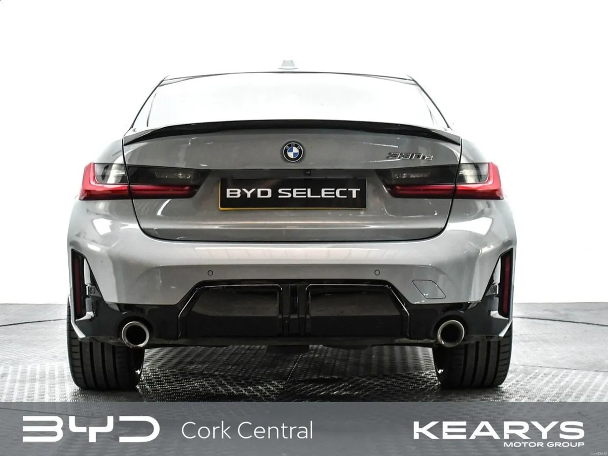 BMW 3-Series 330e M Sport Auto PHEV PRO - Image 3
