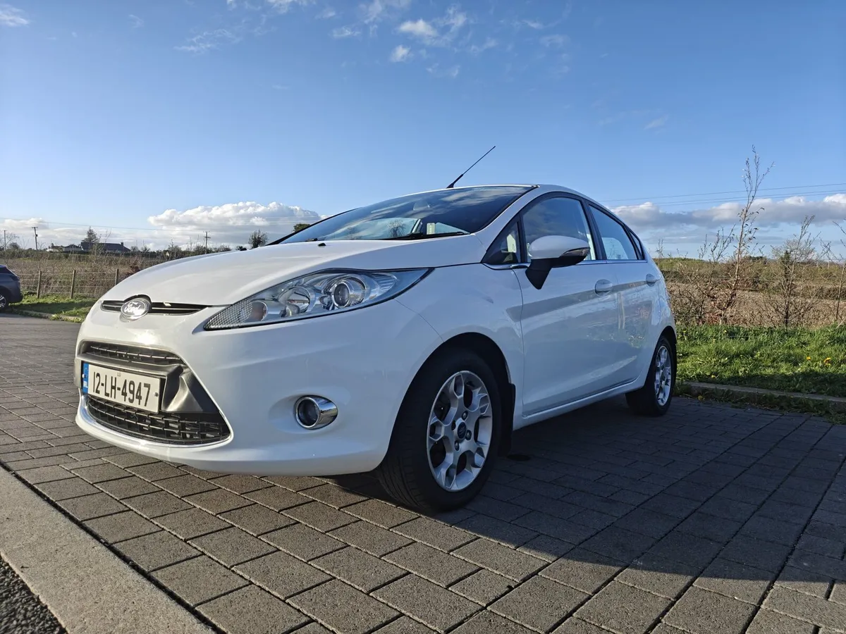 2012 Ford fiesta - Image 3
