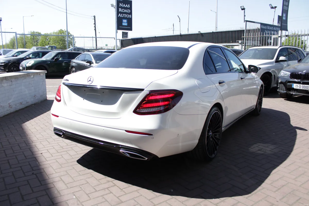 2020 MERCRDES-BENZ E220D 4DR SALOON AUTO - Image 4