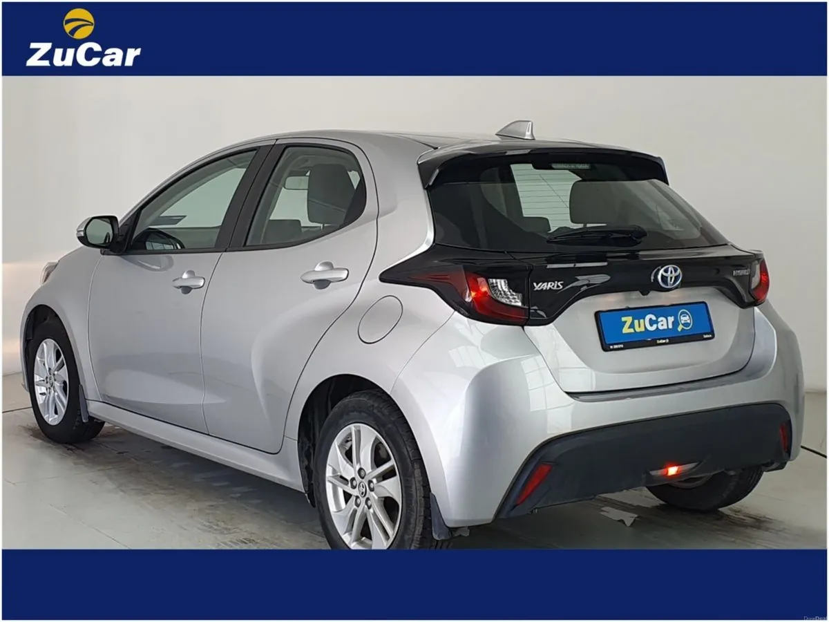 Toyota Yaris 1.5 Hybrid 5Dr Luna - Image 4