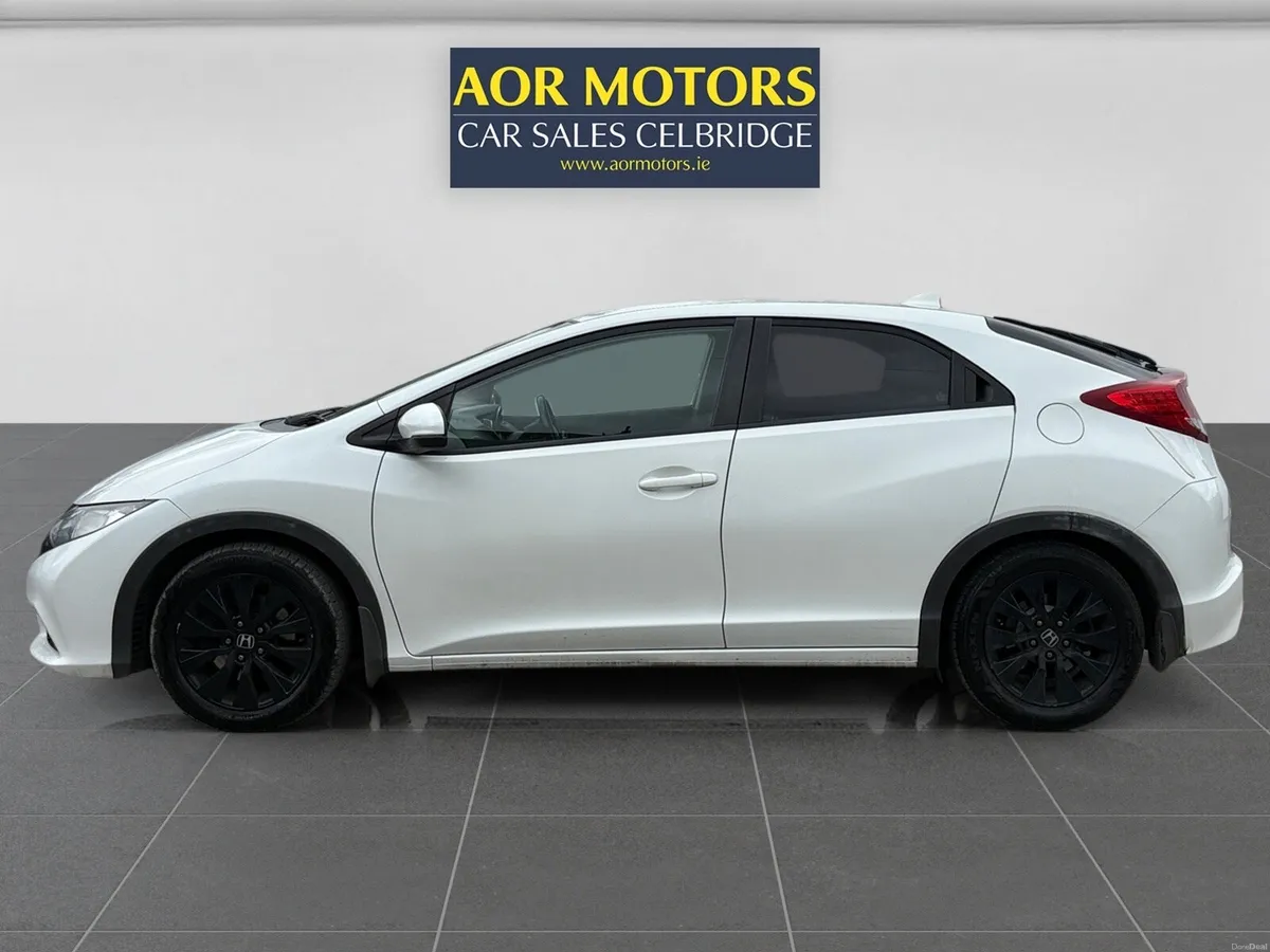 Honda Civic 2013 Diesel White - Image 3