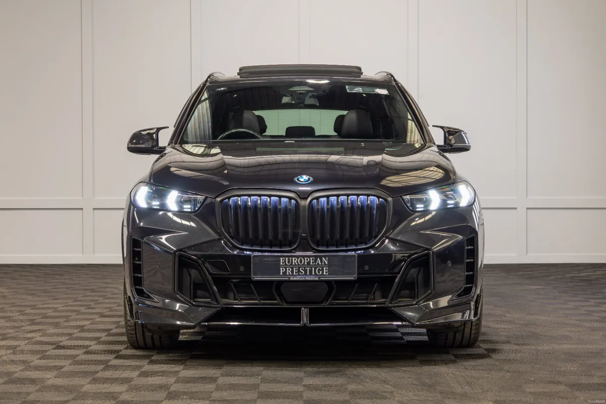 2025 BMW X5 X-Drive 50e M-Sport - Image 2