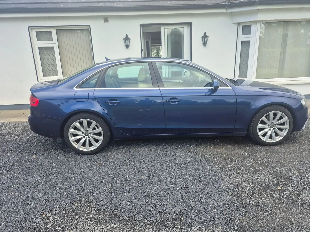 Audi A4 2014 - Image 1