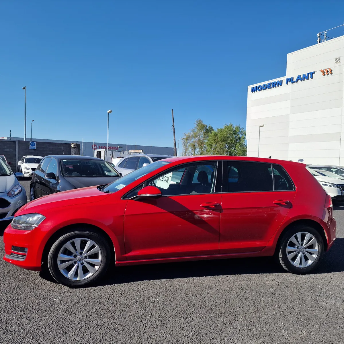 Volkswagen Golf 2016 Low Miles Only 55k km - Image 4