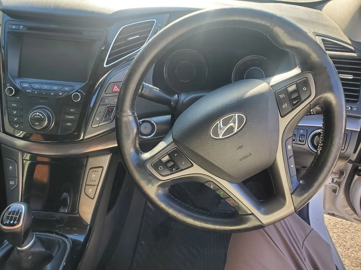 Hyundai i40 2016 - Image 4