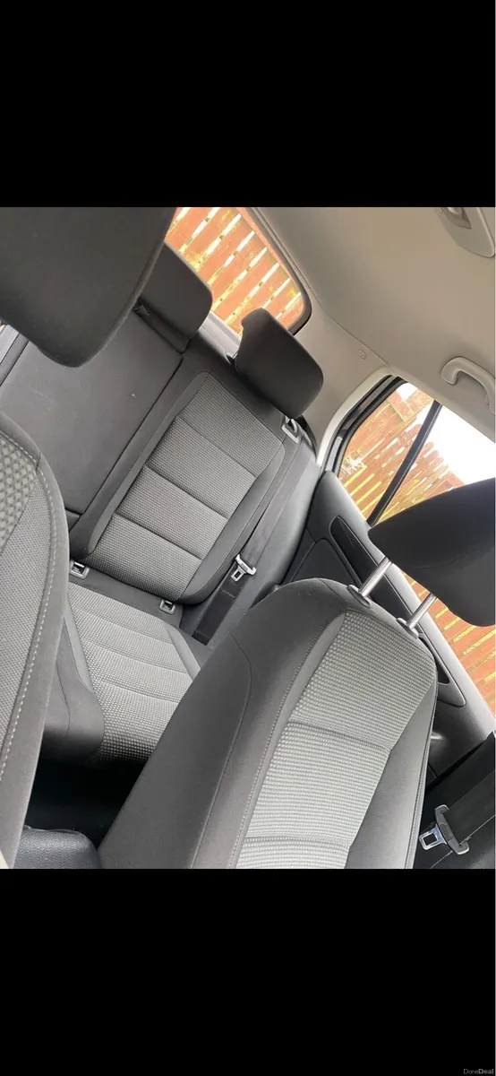 Volkswagen Golf 2012 - Image 4