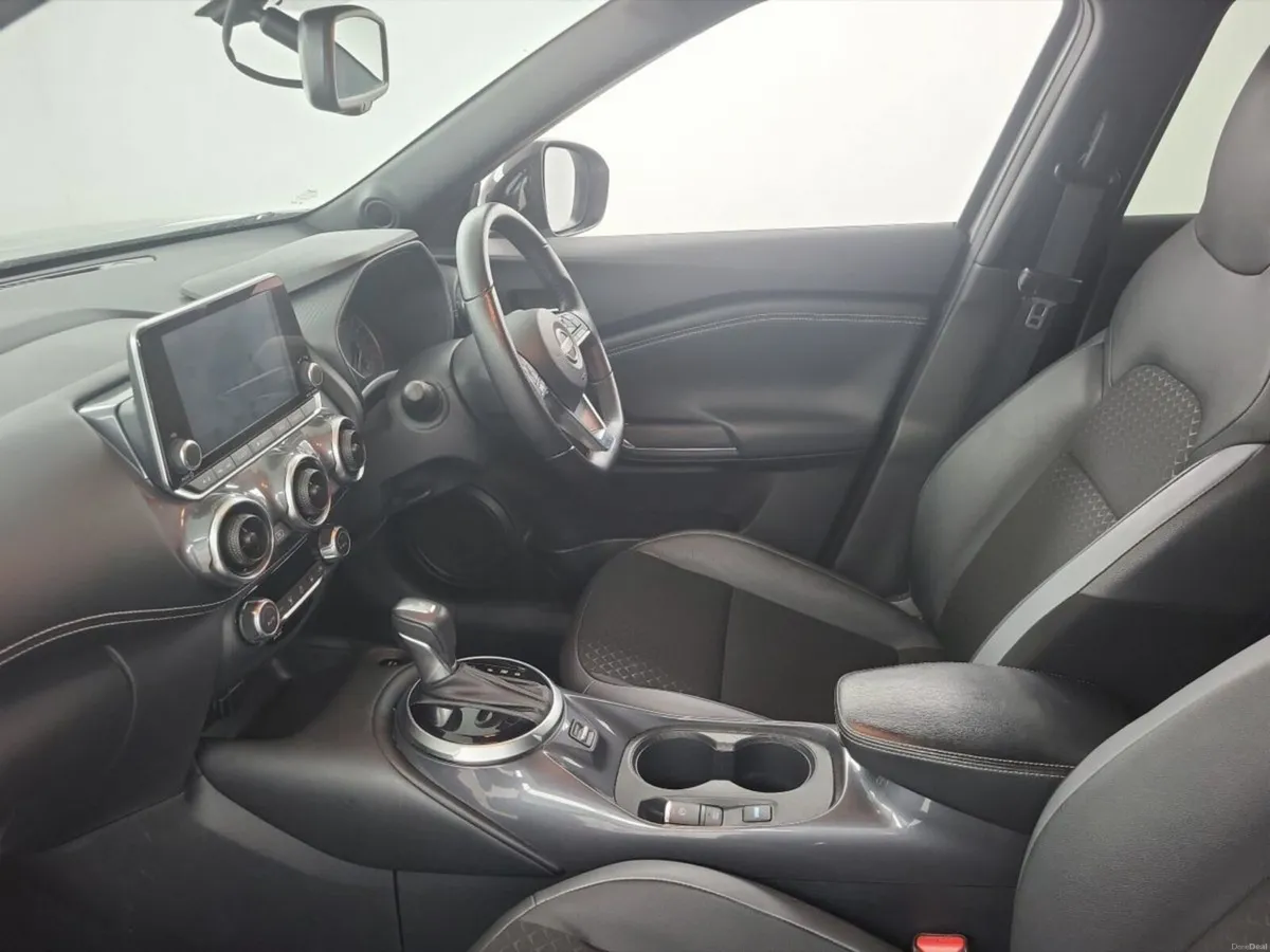 Nissan Juke HYBRID 1.6 SV PREMIUM + Tech Pack - Image 4