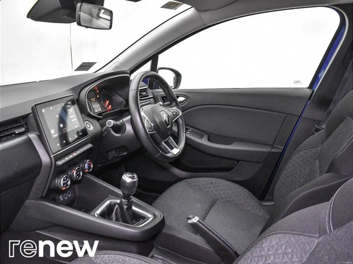 Renault Clio Iconic TCe 90 - Image 5